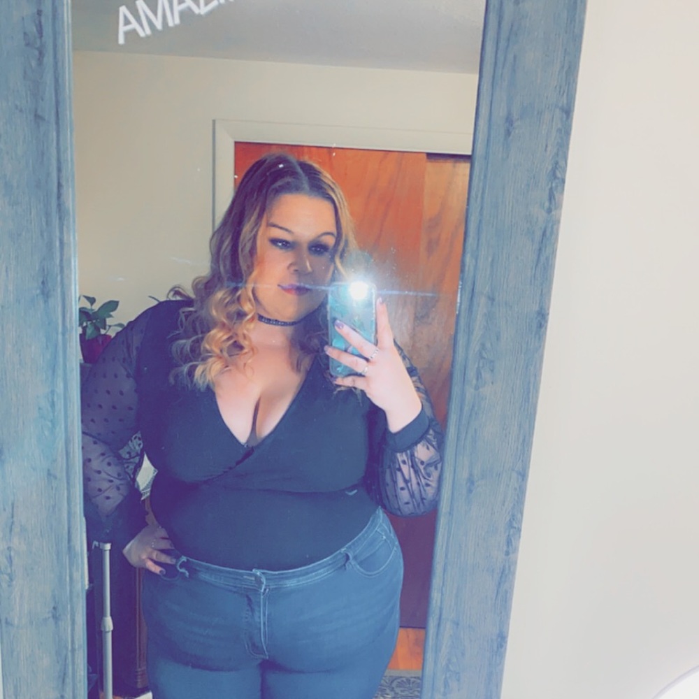 Meet your Posher, Amanda